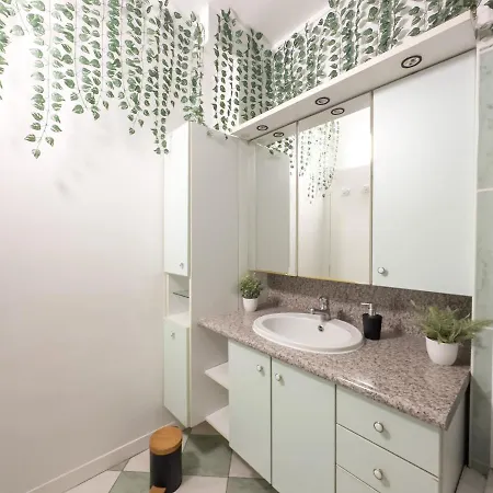 Jungle Urbain- Sauna - Cine - Hamac - Hyper Centre Apartman